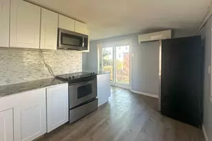 120 Hampden St, West Springfield, MA 01089 - Photo 13