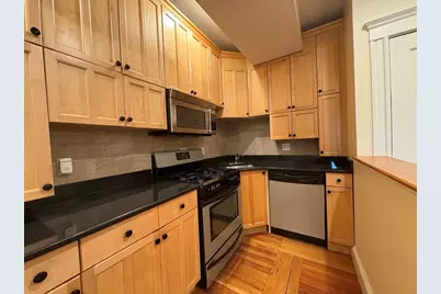 191 Winthrop Rd #6, Brookline, MA 02445 - Photo 3