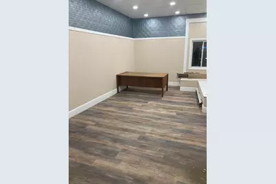 17 Summer St, Fitchburg, MA 01420 - Photo 5