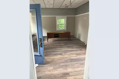 17 Summer St, Fitchburg, MA 01420 - Photo 7