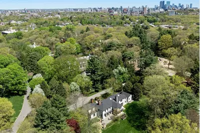 21 Sargent Crossway, Brookline, MA 02445 - Photo 15