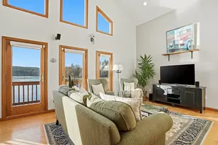 28 Downey St, Hopkinton, MA 01748 - Photo 7