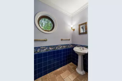 49 Newton St, Weston, MA 02493 - Photo 23