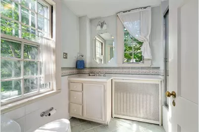 49 Newton St, Weston, MA 02493 - Photo 21