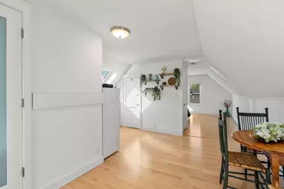 32 Richardson St, Somerville, MA 02145 - Photo 11