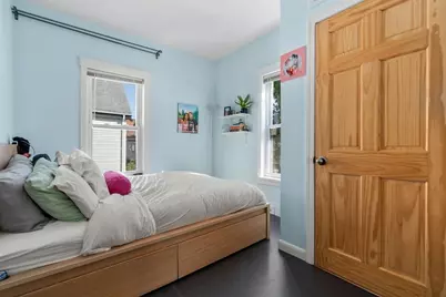 32 Richardson St, Somerville, MA 02145 - Photo 15