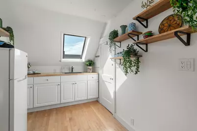 32 Richardson St, Somerville, MA 02145 - Photo 7