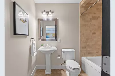 101 Broad St #8B, Boston, MA 02110 - Photo 21