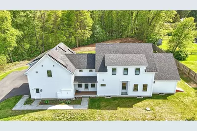 13-15 Vista Ter, Amherst, MA 01002 - Photo 3