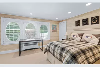 200 Cliff Rd, Wellesley, MA 02481 - Photo 27