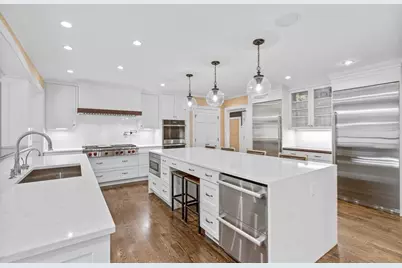 200 Cliff Rd, Wellesley, MA 02481 - Photo 17