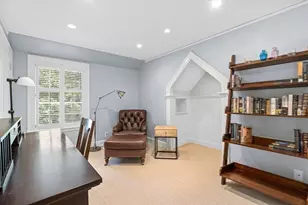 200 Cliff Rd, Wellesley, MA 02481 - Photo 33