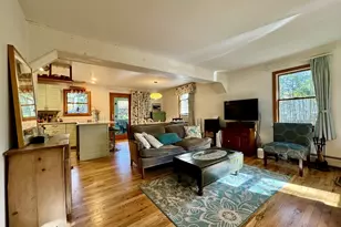 113 Leonard Cir, Tisbury, MA 02568 - Photo 5