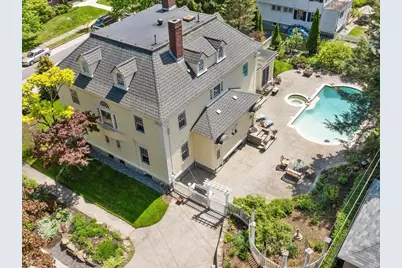 31 Lenox St, Worcester, MA 01602 - Photo 37