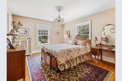 31 Lenox St, Worcester, MA 01602 - Photo 25