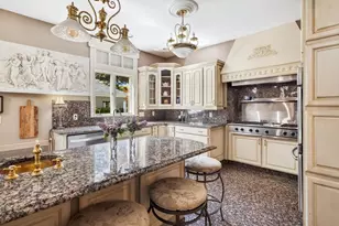 31 Lenox St, Worcester, MA 01602 - Photo 15