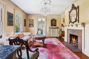 31 Lenox St, Worcester, MA 01602 - Photo 9