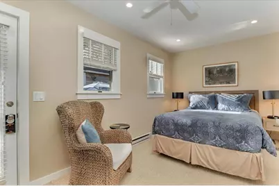 44 Commercial Street, Provincetown, MA 02657 - Photo 13