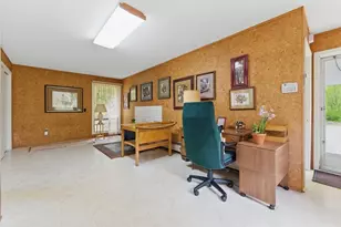 709 Walnut Plain Rd, Rochester, MA 02770 - Photo 37