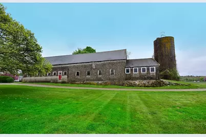 482 Smith Neck Rd, Dartmouth, MA 02748 - Photo 21