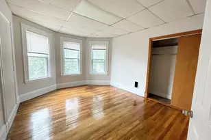 26-28 Harbor View, Boston, MA 02125 - Photo 3