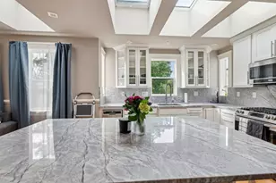 51 Hamilton St, Boston, MA 02125 - Photo 9