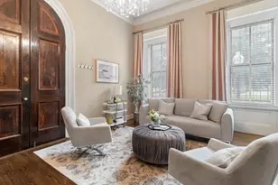 43 W Newton St, Boston, MA 02116 - Photo 3