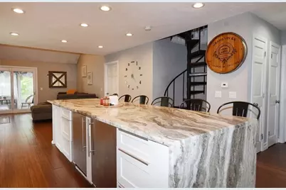 1559 Bay St #53, Taunton, MA 02780 - Photo 15