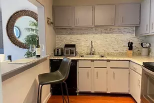 7 Weld St, Framingham, MA 01702 - Photo 5