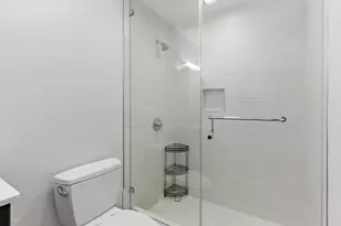 49 Melcher St, Boston, MA 02210 - Photo 17