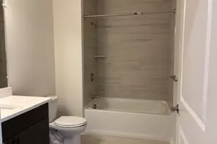 4 Stratton Dr, Woburn, MA 01801 - Photo 19