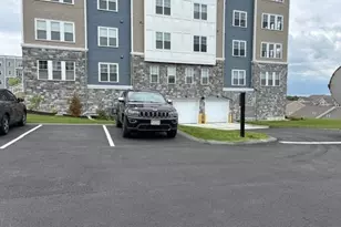 4 Stratton Dr, Woburn, MA 01801 - Photo 3