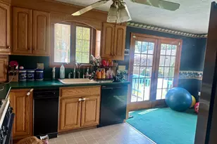 32 Hampden Ave, Brockton, MA 02301 - Photo 7