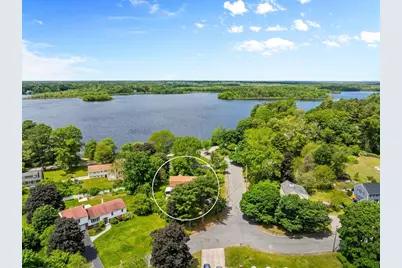 29 Saddle Dr, Bridgewater, MA 02324 - Photo 5