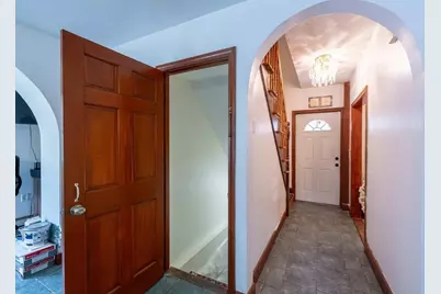 12 Charles St, Brockton, MA 02301 - Photo 17