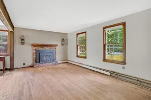 36 County Rd, Holyoke, MA 01040 - Photo 5