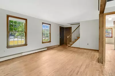 36 County Rd, Holyoke, MA 01040 - Photo 7