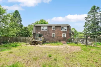 36 County Rd, Holyoke, MA 01040 - Photo 3
