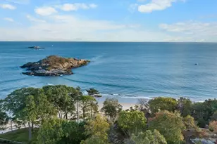 239 Summer, Manchester by the Sea, MA 01944 - Photo 9