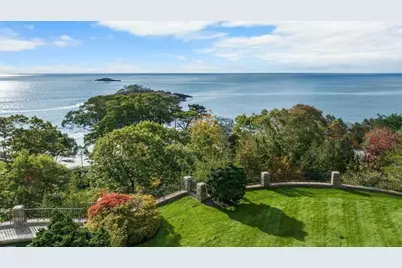 239 Summer, Manchester by the Sea, MA 01944 - Photo 25