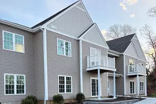 4 S Spooner St, Plymouth, MA 02360 - Photo 1