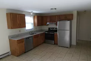 15 Catalpa Cir, Worcester, MA 01603 - Photo 3