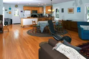 18 D St, Hull, MA 02045 - Photo 7