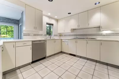 9 Dennison Rd, Worcester, MA 01609 - Photo 11