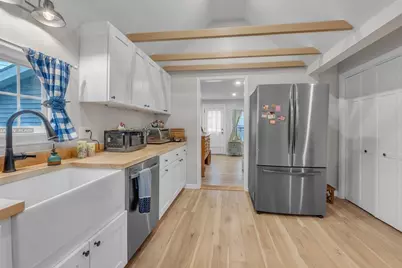 21 Myrtle Ave, Sterling, MA 01564 - Photo 7