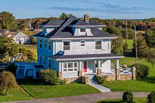 736 Sconticut Rd, Fairhaven, MA 02719 - Photo 3