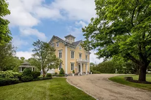 13 Cottage St, Marion, MA 02738 - Photo 1