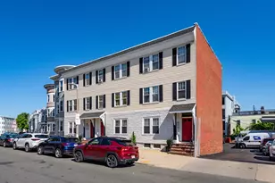 428-432 E 3rd St, Boston, MA 02127 - Photo 3