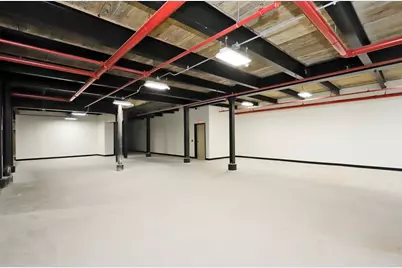 229-241 Coffin Ave #2R, New Bedford, MA 02746 - Photo 11