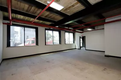 229-241 Coffin Ave #2R, New Bedford, MA 02746 - Photo 5